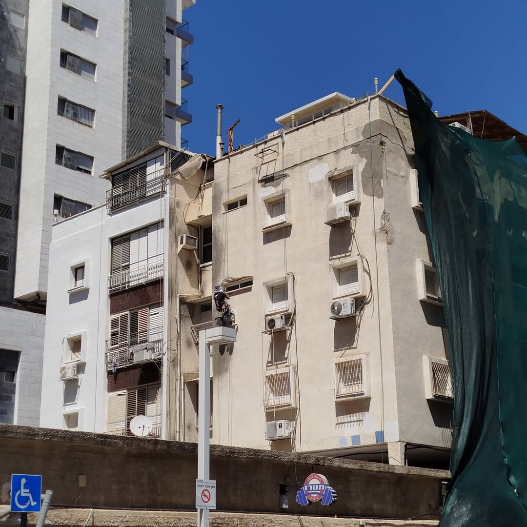 עבודת שיקום מבנה מסוכן